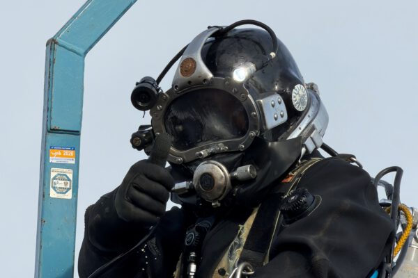 Berufstaucher im Einsatz